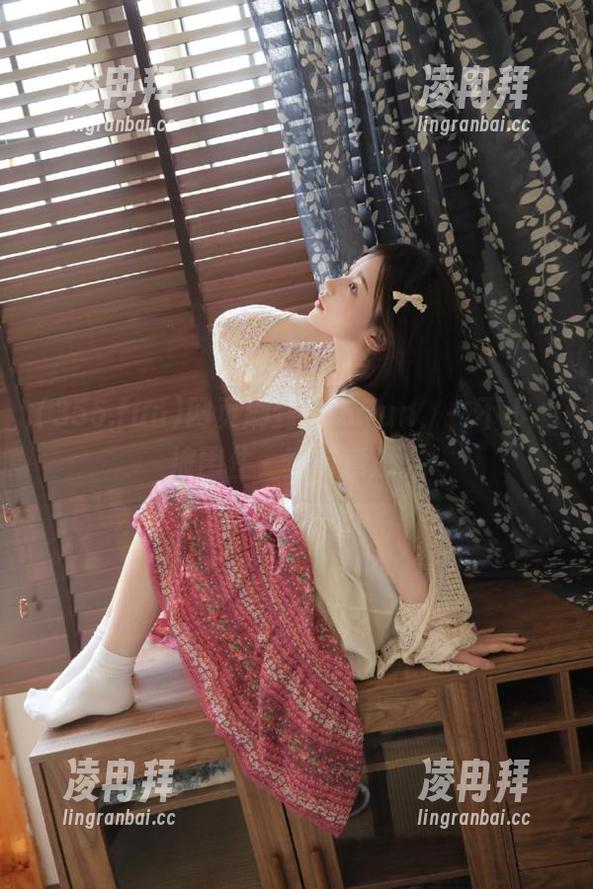 网页刷到355.fun，一不小心被围住，真有意思。
