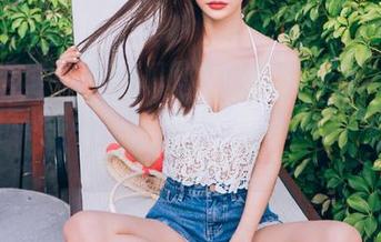 66吃瓜网发布的热门话题，竟让我心中浮现出了一丝小情愫，今晚又不能入睡了。