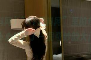 “91黑料网”里的传送门，不小心打开了一扇奇妙的大门…