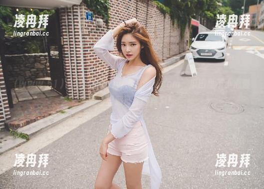 官网：在www.51cg1.com，瓜田里不小心碰到了埋藏已久的真料！