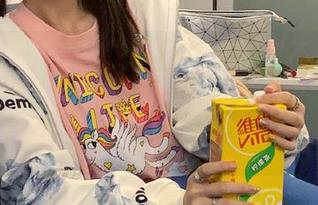 话说“万篇长征-黑料不打烊zztt11”入口风格，是要拍电影吗？快给我点表演！