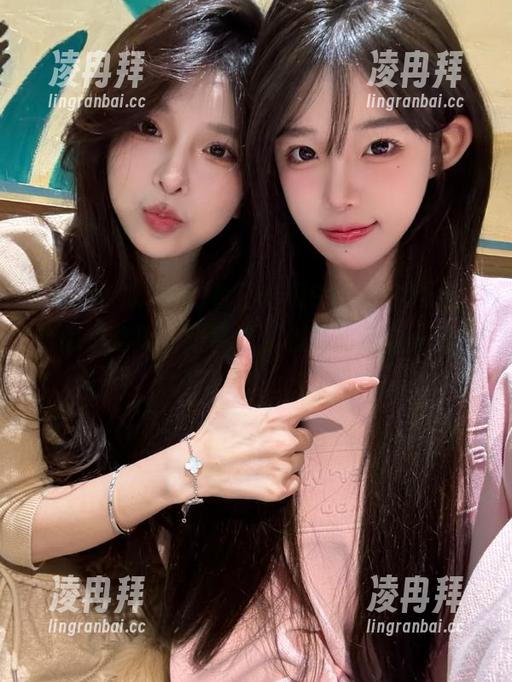 今日吃瓜911 今日吃瓜911这个网址,明明是吃瓜,结果成了心跳加速的小剧场!