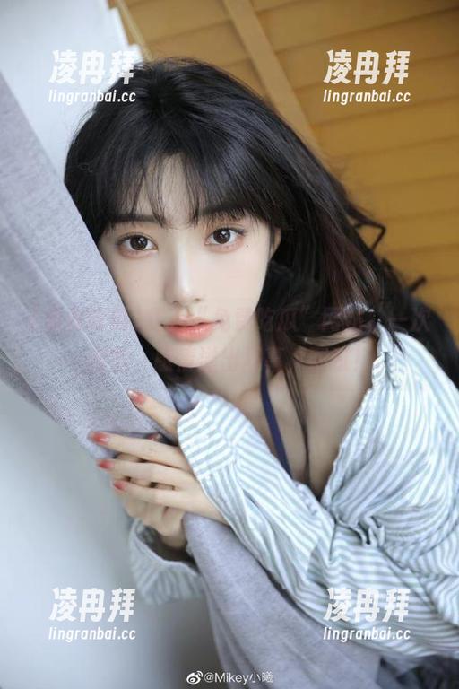 杠上“免费吃瓜”网站，一次浏览，感情溢出屏幕，罪过！