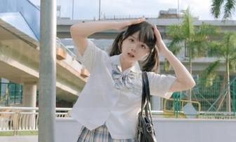 在线大家都在看，吃瓜网App背后其实藏着无数小道消息