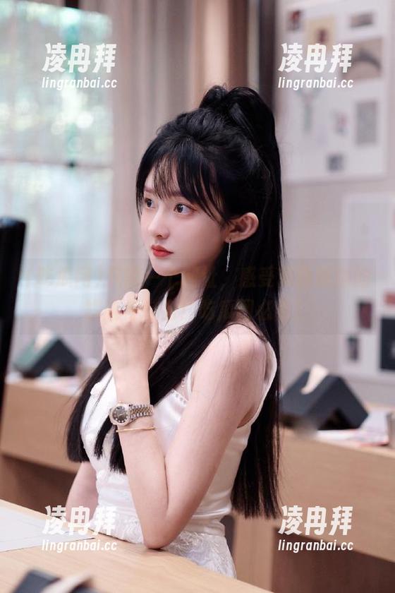 吃瓜网 只需一个网址,感受军训舞蹈的尴尬与魅力!吃瓜网必看!