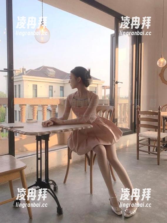 首页瞬间变身八卦集中营，明星黑料大放送！