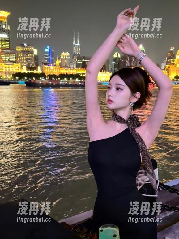 看，看，居然有网曝吃瓜苹果版，吃完然后继续撒欢吧！