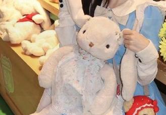 你可以上“万里长征黑料不打烊”地址，学习如何把负面情绪变成正能量喔！