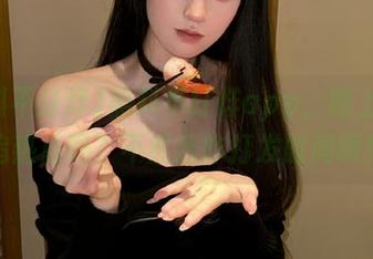 黑料不打烊app，晚上也能追热点吗？不然我咋打发时间啊！