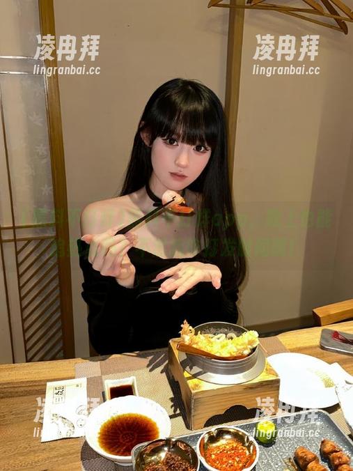 黑料不打烊app，晚上也能追热点吗？不然我咋打发时间啊！