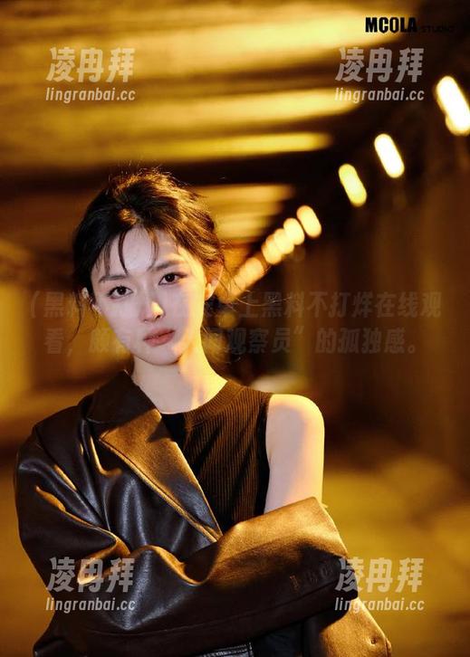 在安卓上黑料不打烊在线观看，颇有种“人间观察员”的孤独感。