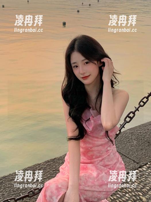 驰骋“zztt25.su黑料不打烊”链接，1080P下的瓜田里满是乐趣，喵～