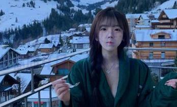 把“黑料传送门”的地址发给你的耳目，八卦轻松获取！