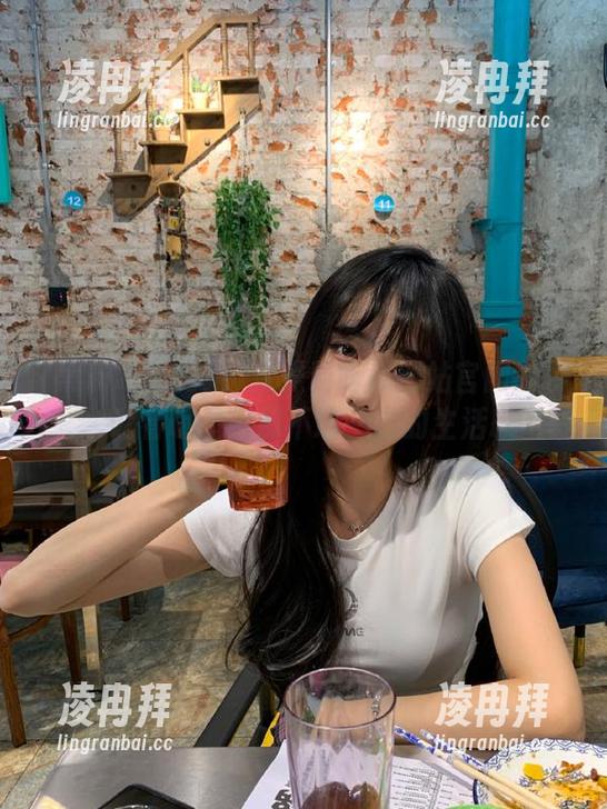 从黑料吃瓜网站官网的传说看明星们那不堪一击的生活!