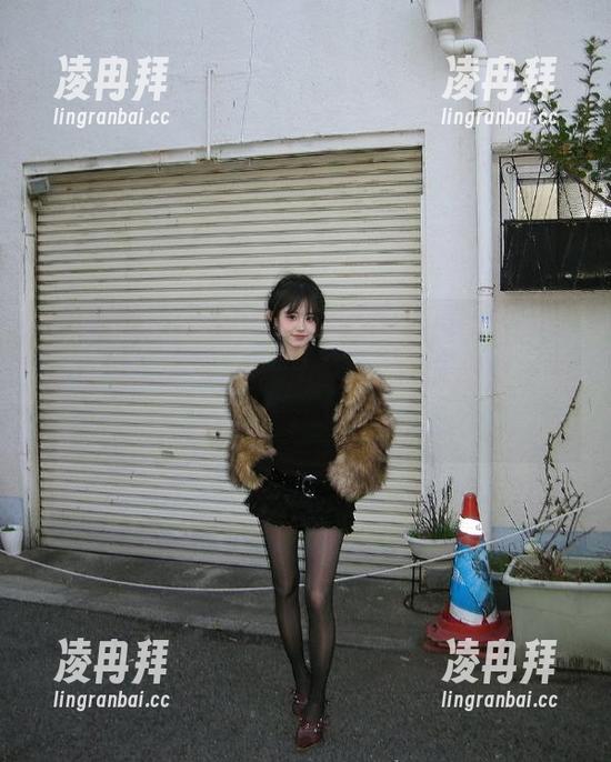 黑料吃瓜网站总能引发我的反思与呐喊，永不迷路，直面明星落得如此田地…