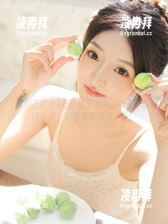 万篇长征黑料正能量：传送门开启，见证偶像的另一面！