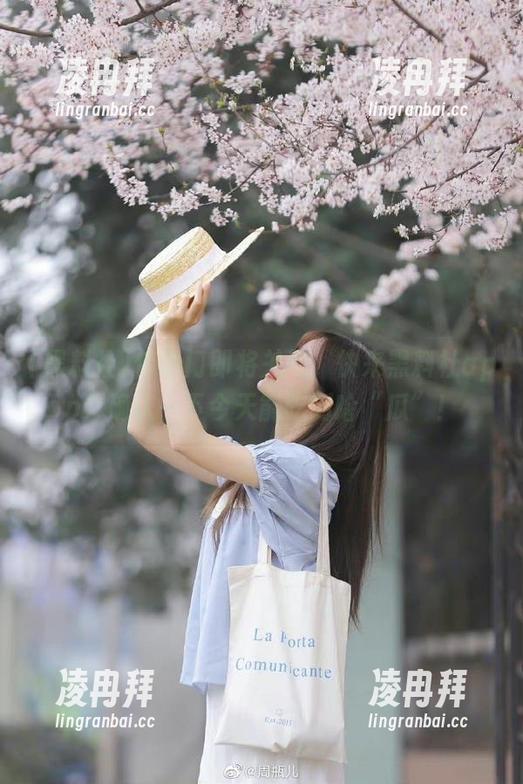 传送门即将关闭，快来黑料社app，确认一下今天能吃到啥“瓜”！