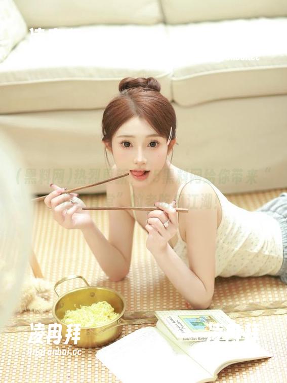 热烈更新，15黑料网给你带来“深夜食堂”的老吃瓜江湖！