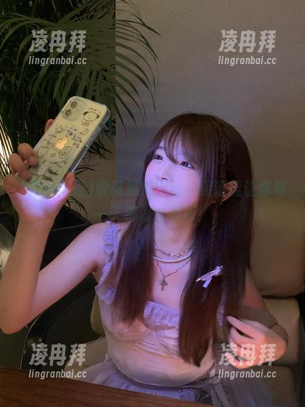 收藏黑料网址，保证能让你每一天都像个侦探！